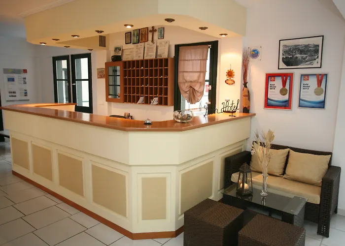 酒店 阳光酒店 波利克罗诺