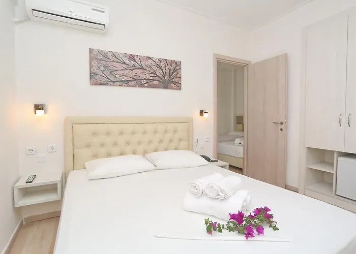 阳光酒店 波利克罗诺