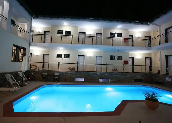 阳光酒店 波利克罗诺